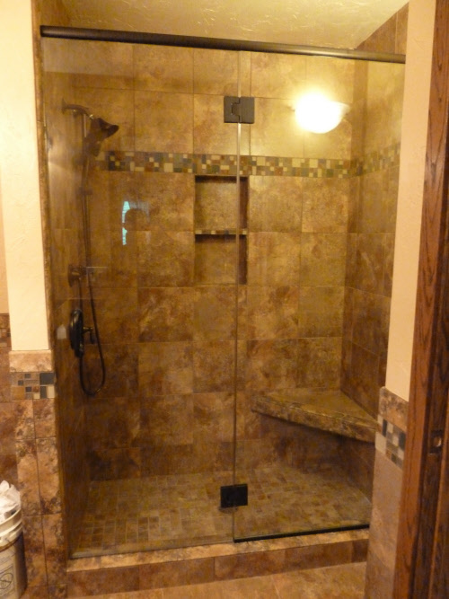 frameless walk in shower with glass shower doors